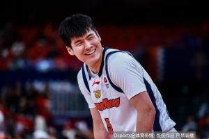 末节20分！媒体人：陈家政还在非常有斗志的年纪 别凉了他的热血