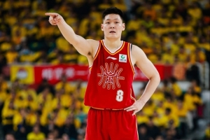 犯规困扰！张宁仅打11分钟5中2仅拿8分1篮板 4次犯规