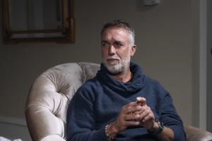 巴蒂：马拉多纳能做到不可思议的事，梅西也能，但没老马那种魅力