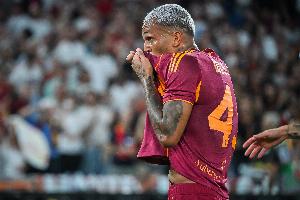 米体：韦斯利在巴西国家队右大腿肌肉受伤，可能缺席国米vs罗马