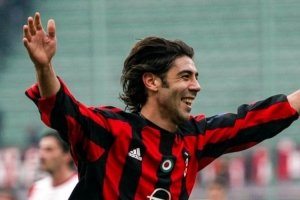 米兰祝鲁伊·科斯塔54岁生日快乐，效力期间出战192场11球45助