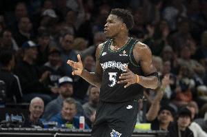 剩余比赛需全勤才够65场~狼记：爱德华兹预计下场打独行侠复出