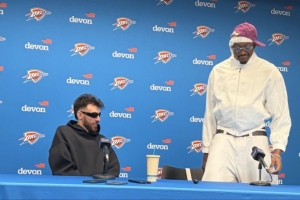 皮肤也是！杰伦威谈自己与切特穿搭：全黑和全白 就像阴和阳