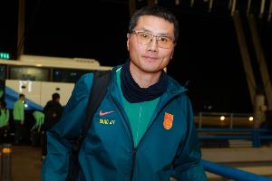 东体：邵佳一告诉国脚有想法和建议随时说，教练组会非常重视