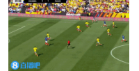 法国2-0哥伦比亚！阿克利乌舍边路传中，图拉姆高高跃起头球破门