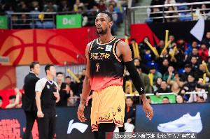 无力回天！贾尔斯18中11空砍30分10板8助 罚球12中7