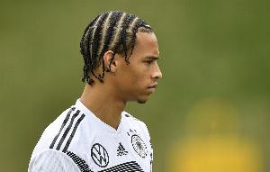 德国队将帅声援萨内：嘘声对萨内不公平，希望球迷们支持他