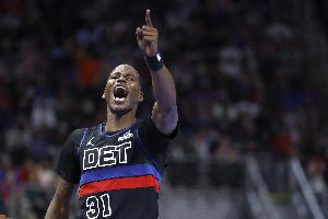 投得真准！贾旺特·格林5记三分球拿下19分5板1助2断