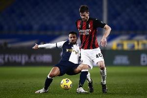 意媒：加比亚、菲尔克鲁格和希门尼斯在假期进行加练