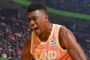 阿特金森谈伤病：很多球员能获得出场时间 季后赛可能会派上用场