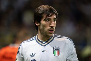 身价8000万！25岁托纳利至今未参加过大赛，2024欧洲杯因赌球禁赛