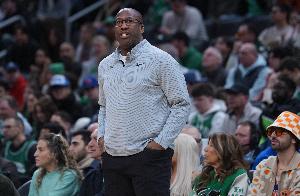 不敌火箭！迈克·布朗：若打强队开局大比分落后 要逆转就很难了