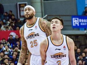 两倍还多！辽宁全场罚球29中21  新疆罚球13中12