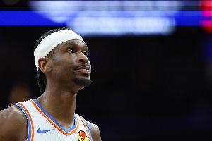 Lowe：亚历山大就是现代版的乔丹 他的进攻能力就是这么强