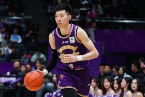 除了铁其它完美！廖三宁17中5 拿下11分4篮板14助攻2抢断3盖帽