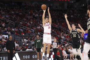 意外不？谢泼德单场轰进9记三分 创本赛季火箭球员最高纪录