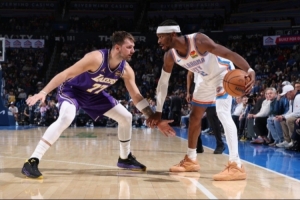 周四竞彩篮球强档：湖人激战雷霆 “东皇”对决亚历山大