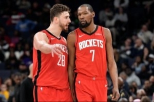 火箭解决三大问题或可在季后赛走得更远！伊森&小谢决定上限