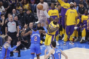 NBA彩经：雷霆击退湖人 勇士难敌骑士 快船力拼马刺