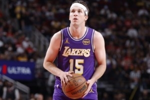 双向合同改变联盟！里夫斯&卡鲁索&邓罗&里德等沧海遗珠闪耀赛场