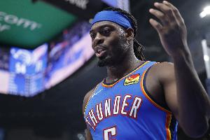 戴格诺特谈东契奇仅得12分：多特的防守会让你的得分费尽全力