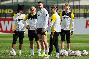 图片报：多特今夏转会预算为2500万欧元，或套现阿德耶米筹集资金