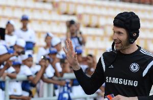 一度失忆！切赫回忆头部骨折：若再晚20分钟送医，结果就不好说了