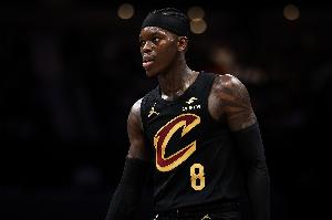 正负值-8全队最低！施罗德7中4拿12分6助 有2失误3犯规