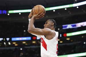 得分好手！巴雷特17中9贡献全队最高25分 三分6中4&次节单节10分