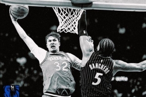 历史最年轻50分先生！独行侠官方晒弗拉格隔扣班凯罗：毫无争议