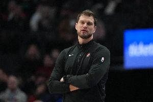 开拓者新老板：斯普利特的工作做得很不错 球队一直在进步