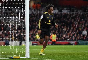 曼联官方：多尔古已经恢复个人训练，目标是本赛季复出