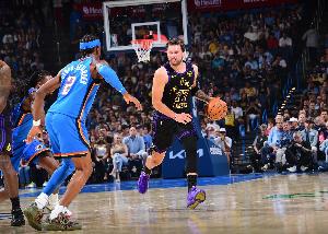 名嘴夏普：没有对比就没有伤害 湖人遇到雷霆才暴露档次上的差距