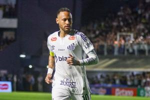 内马尔效应！巴媒：自去年内马尔重返桑托斯，俱乐部收入增长70%