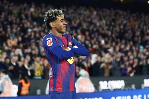 单场7射门+7成功过人+7创造机会！亚马尔是本赛季五大联赛首人