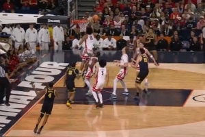 不愧是热门秀！亚利桑那大学科阿·皮特协防起飞 送热辣火锅