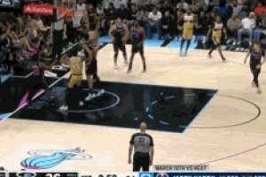 小文班！韦尔镇守篮下1回合送尚帕尼2帽 但哈迪飙中压哨三分