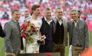 卡恩：要胜任拜仁管理层穆勒仅靠球员时期经验还不够，还需要进修