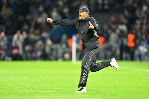 逆转战胜弗赖堡，拜仁成第二支锁定下赛季欧冠资格的球队