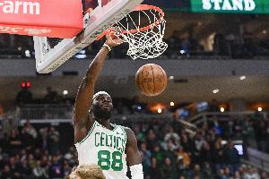 攻防俱佳！奎塔10中9贡献18分7板4助3帽 正负值+30最高