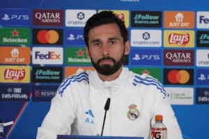 阿韦洛亚：没想过这轮淘汰赛出局可能 有球时拜仁会主导边路进攻