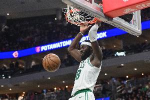 18分7板！马祖拉：奎塔在禁区的终结越来越从容 正变得极具冲击力