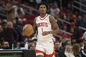 表现不俗！阿门·汤普森半场6投4中&罚球2中1得9分2板5助1断