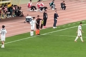 中乙联赛替补登场，16岁零6个月的孙臣曦上演职业生涯首秀