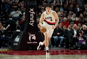 被召回也没机会!杨瀚森未能登场 本赛季第21次被DNP