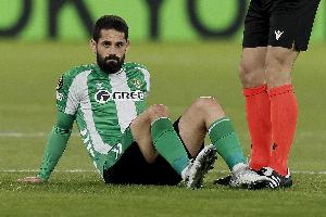 伊斯科：长期缺阵后如今终于看到一点光明 赛季末要更加团结