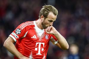 凯恩本场能否踢满90分钟?孔帕尼:是的,我认为他可以做到