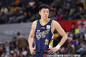 媒体人：你不知道广东哪个人能爆发 但可以确定的是内线一定被爆