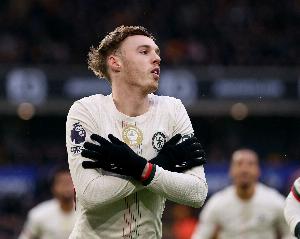 阿达拉比奥尤：很高兴看到帕尔默戴上袖标，他是兄弟也是球队领袖