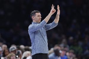 季后赛或再遇湖人？戴格诺特：不会过分关注未来 专注于自我提升